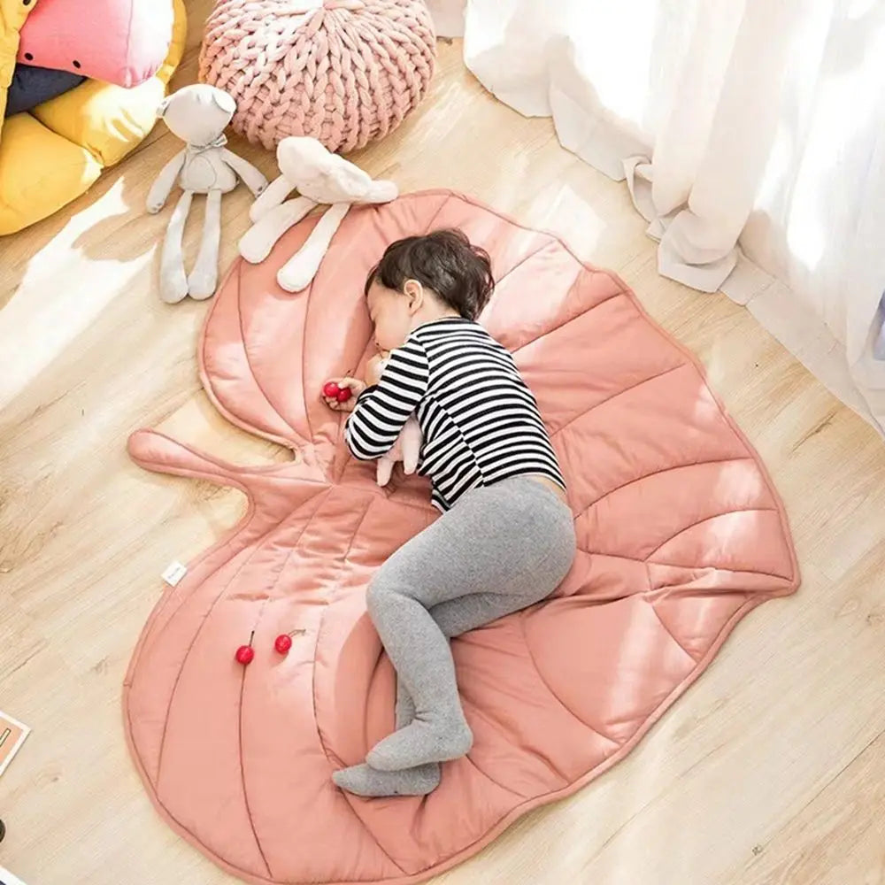Pet Dog Cooling Leaf Mat