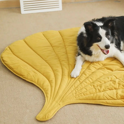 Pet Dog Cooling Leaf Mat