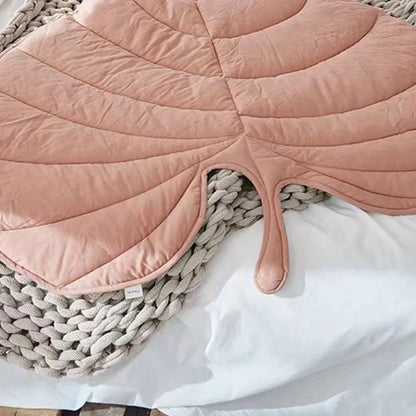 Pet Dog Cooling Leaf Mat